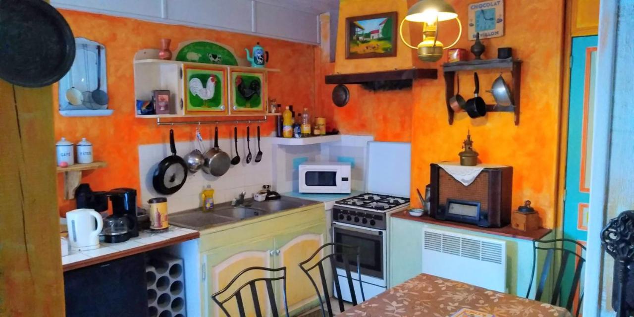 Ferme De L'Art Rural Et Populaire Bed & Breakfast Maillot Dış mekan fotoğraf